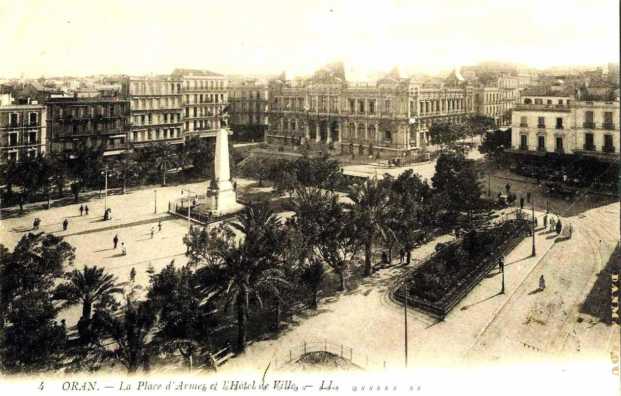 PA b- 012- Hotel de ville.JPG